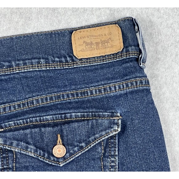 Levi’s 515 Shorts Womens 14 Blue Denim Mid Rise Classic Fit Casual Summer Staple - Picture 5 of 14